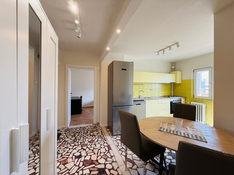 Ion Mihalache/ Turda, propr. 2 cam decomandat mobilat si utilat complet,